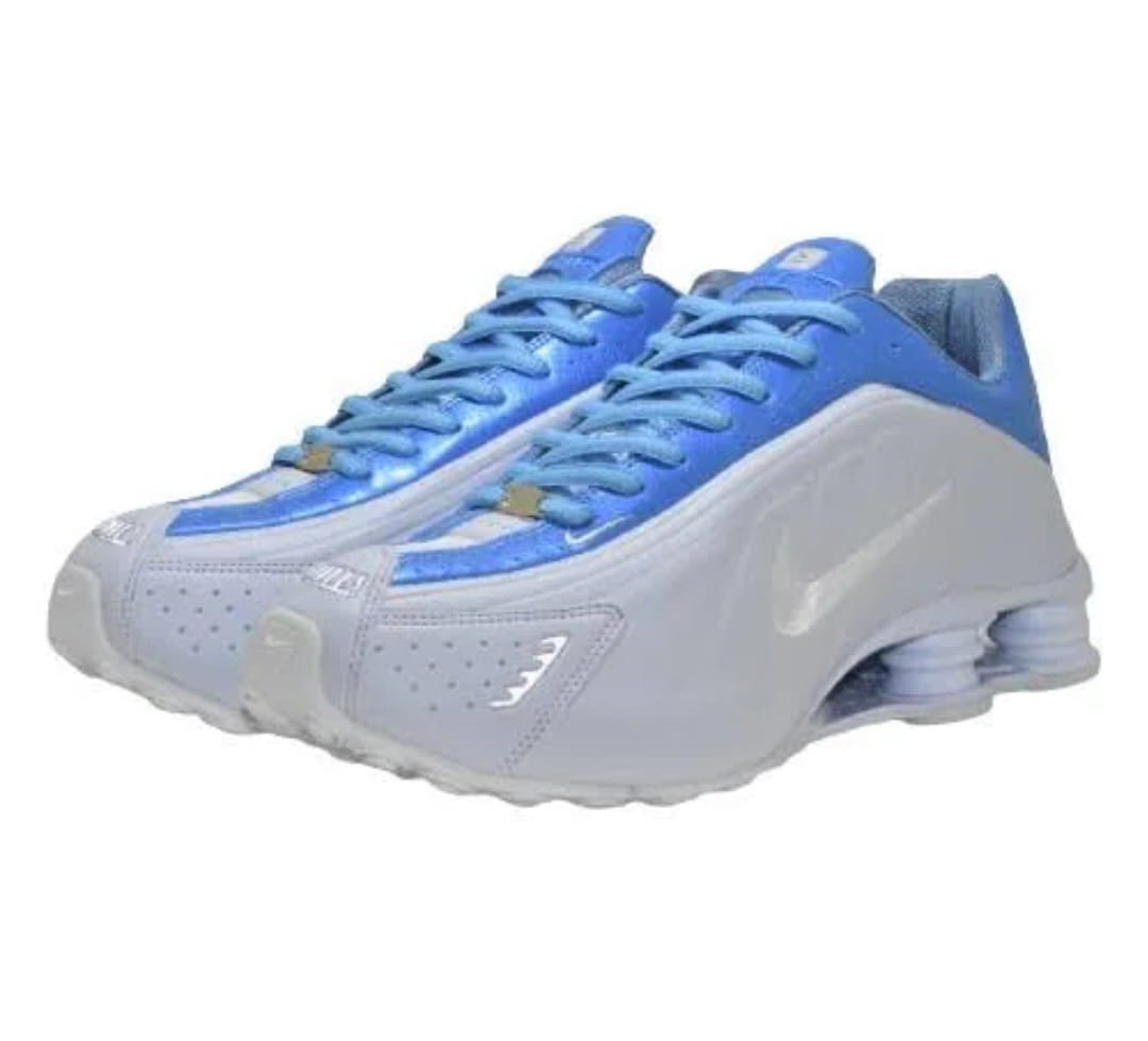Extranjero Que el viento es fuerte Tênis Nike Shox R4 4 molas – Prata / Azul – Vip Multimarcas